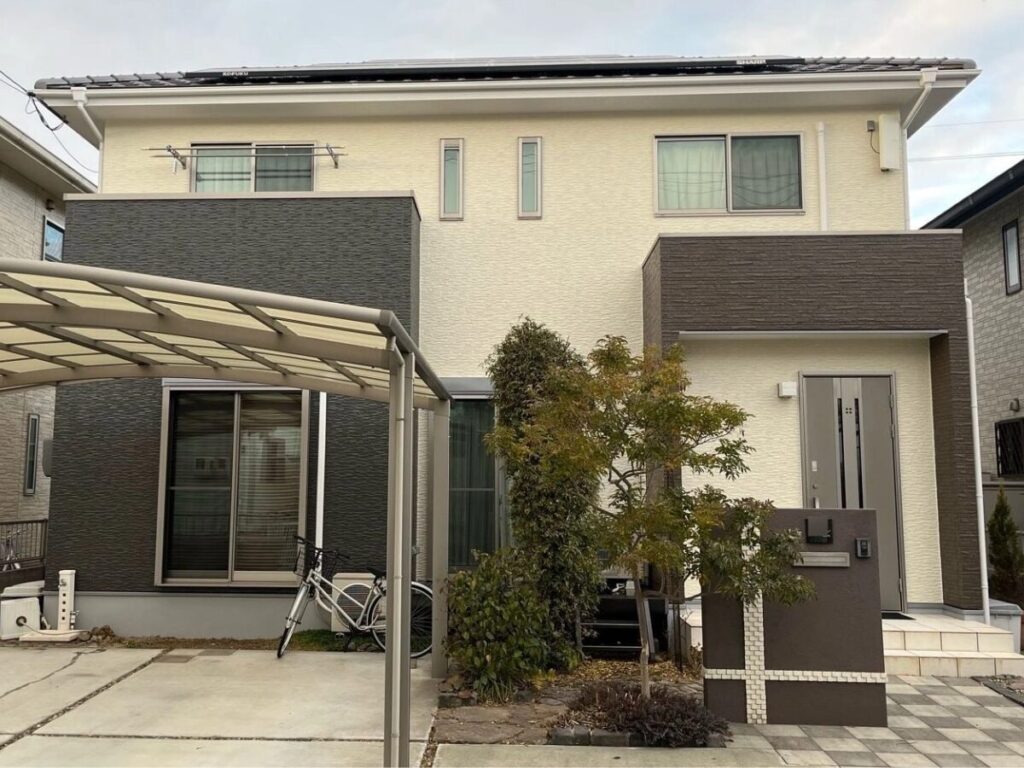 岡山市南区泉田F様邸|屋根塗装外壁塗装工事|シーリング